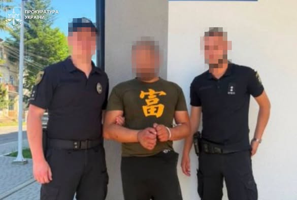 У Дрогобичі чоловіка засудили за наругу над меморіалом - 1