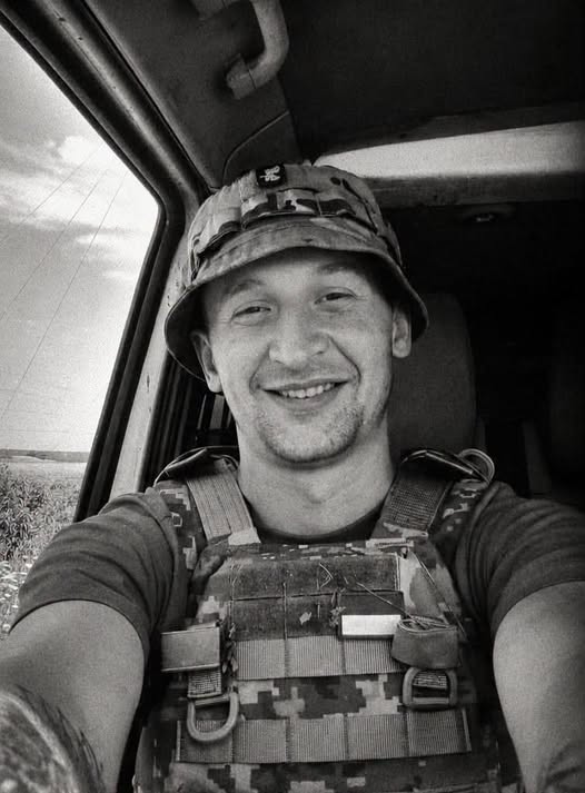 Сьогодні Львівщина прощається із одним полеглим захисником - 1