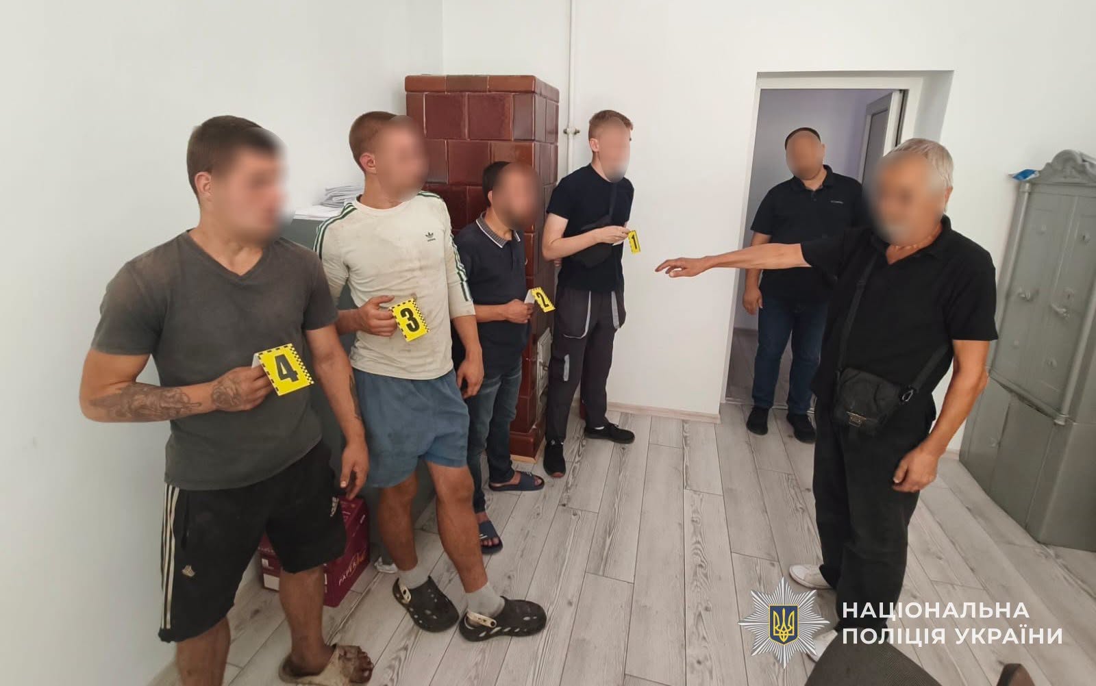 У Стрию поліцейські затримали підозрюваного в пограбуванні перехожого - 3