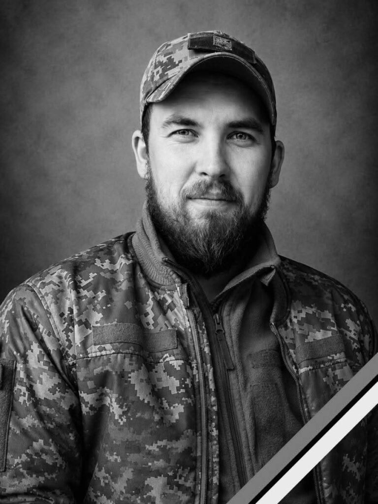 На Львівщині прощаються зі шістьма воїнами — що про них відомо (фото) - 1