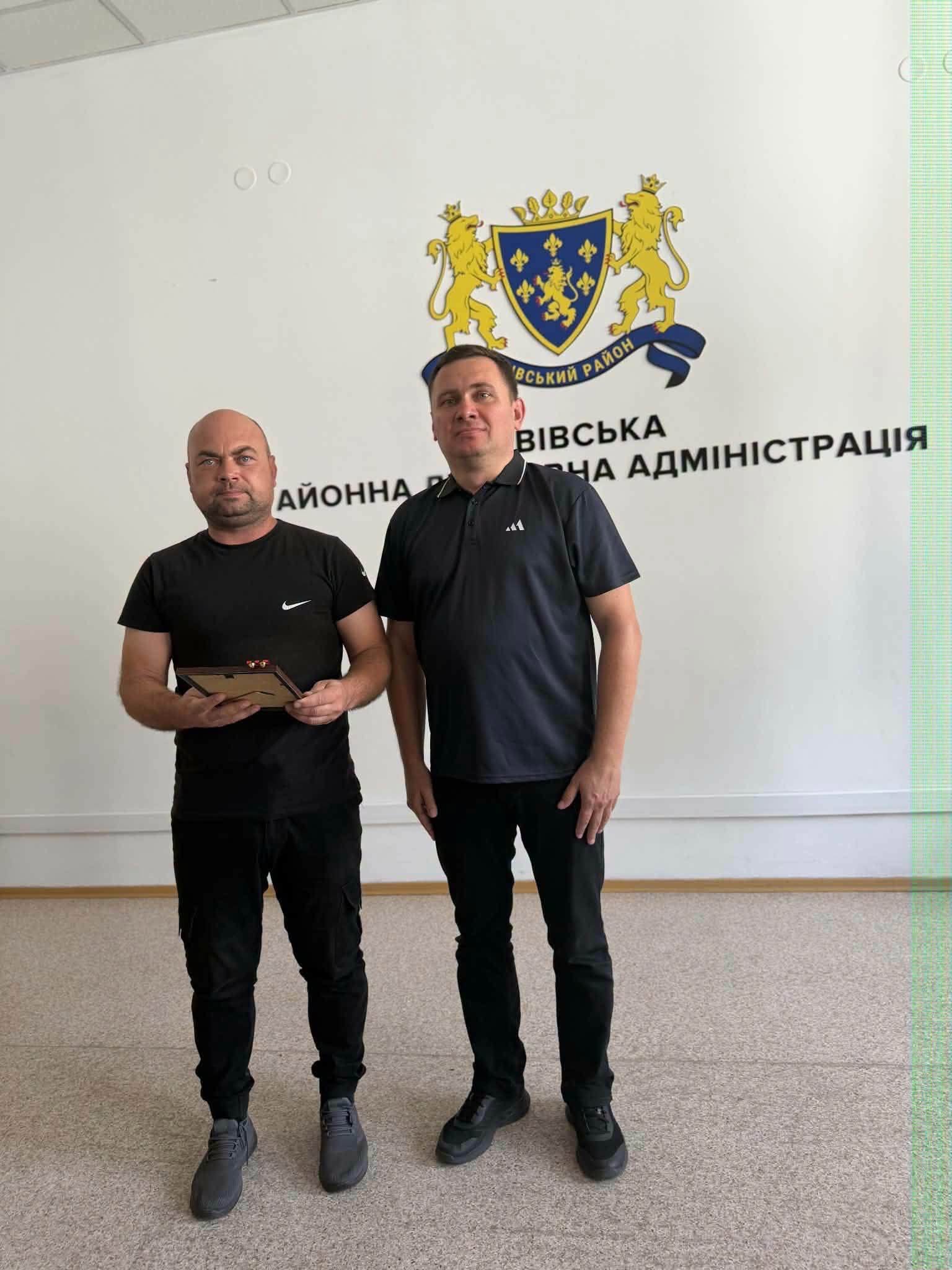 Захисникам та родинам зниклих воїнів Львівщини вручили державні нагороди - 3