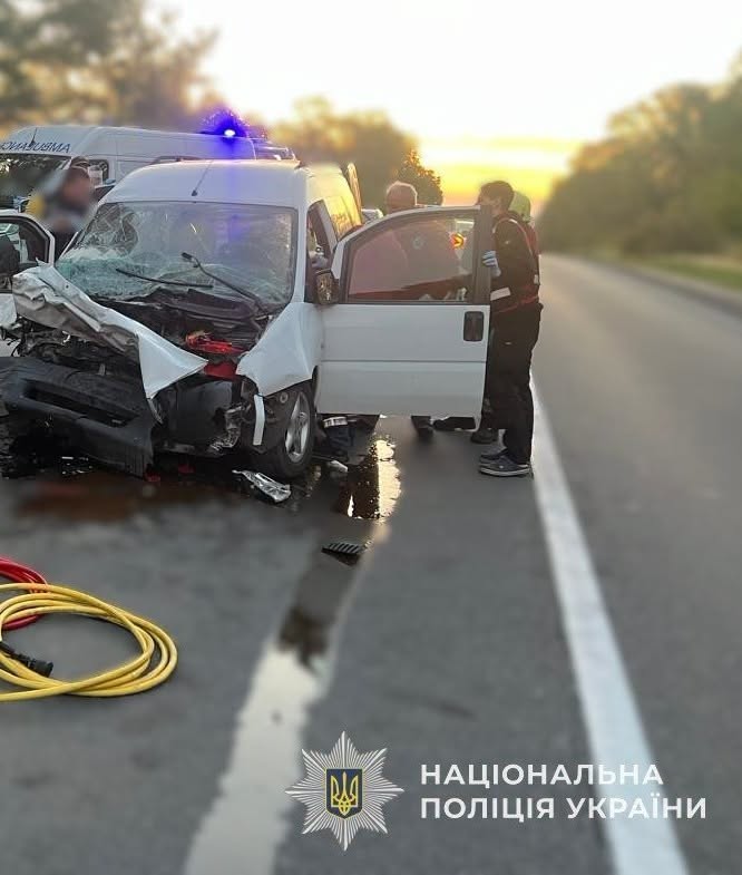 На Львівщині у ДТП травмувалися семеро людей, серед них двоє дітей - 1