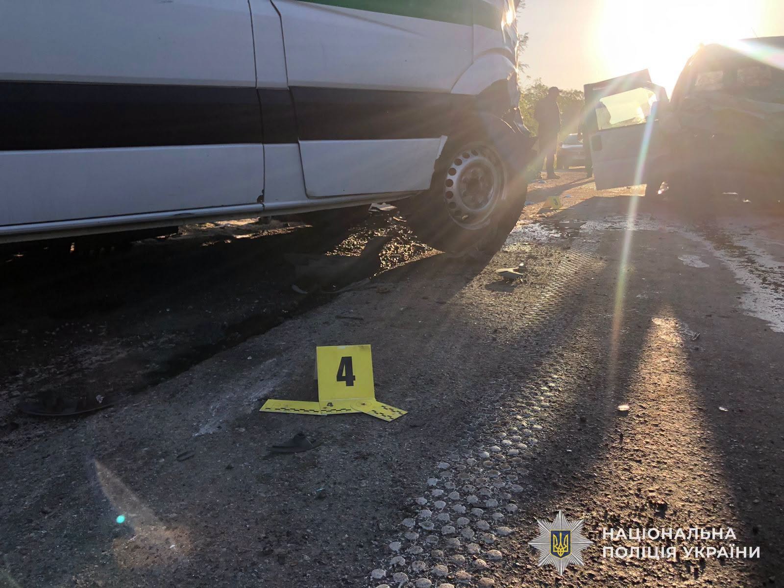 На Львівщині у ДТП травмувалися семеро людей, серед них двоє дітей - 2