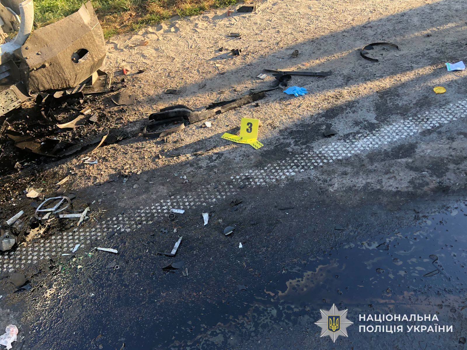 На Львівщині у ДТП травмувалися семеро людей, серед них двоє дітей - 4