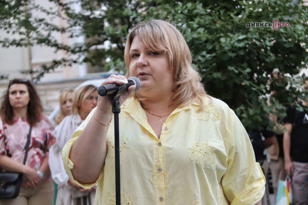 У Львові відкрили «Колони пам’яті» на честь полеглих військових (фото) - 3