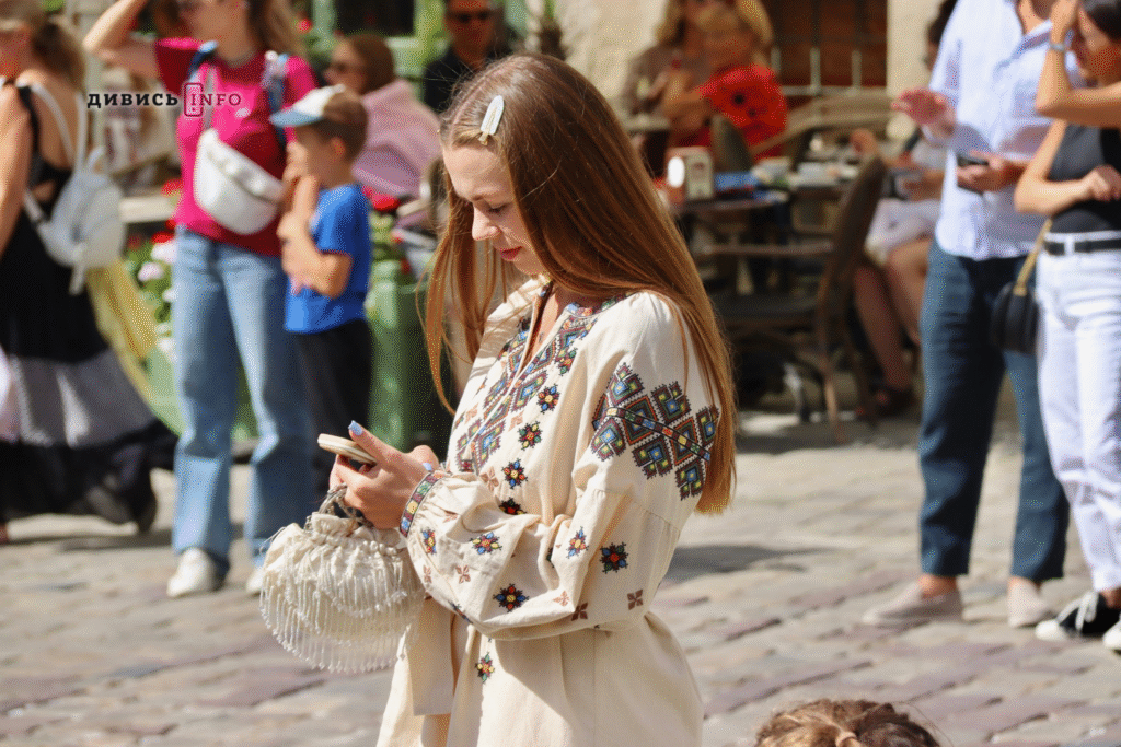 Яким є Львів у День Незалежності (фоторепортаж) - 32