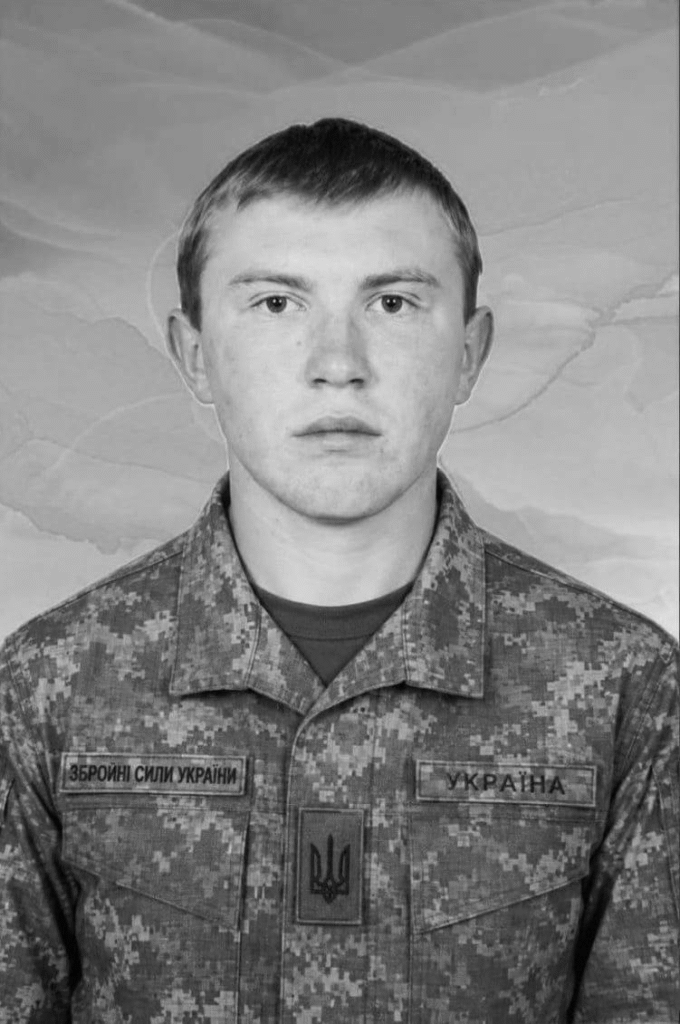 На Львівщині прощаються з трьома воїнами — що про них відомо (фото) - 2