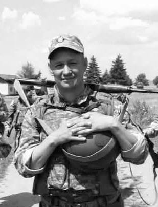 На Львівщині прощаються з трьома воїнами — що про них відомо (фото) - 3