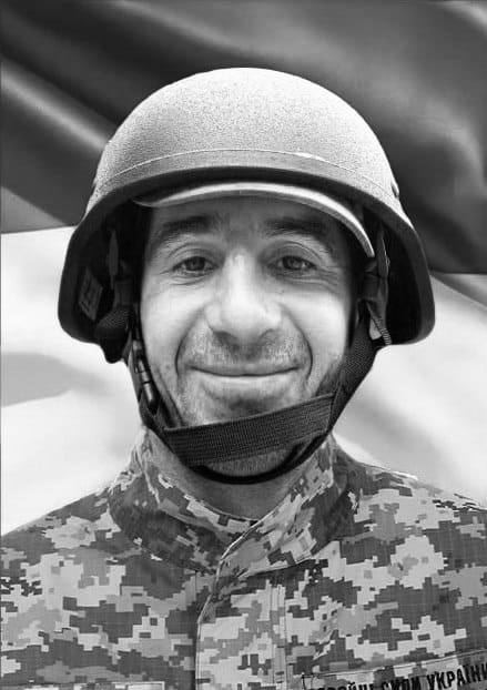 На Львівщині прощаються з дванадцятьма воїнами — що про них відомо (фото) - 9