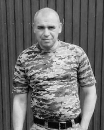 На Львівщині прощаються з дванадцятьма воїнами — що про них відомо (фото) - 11