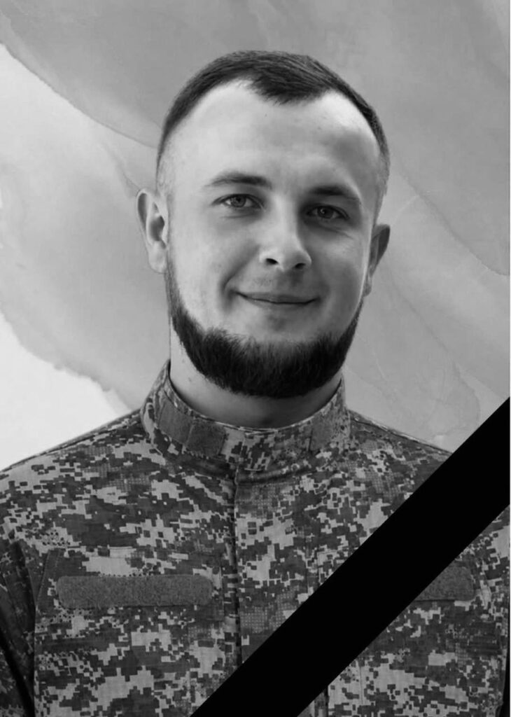 На Львівщині прощаються з десятьма воїнами — що про них відомо (фото) - 4