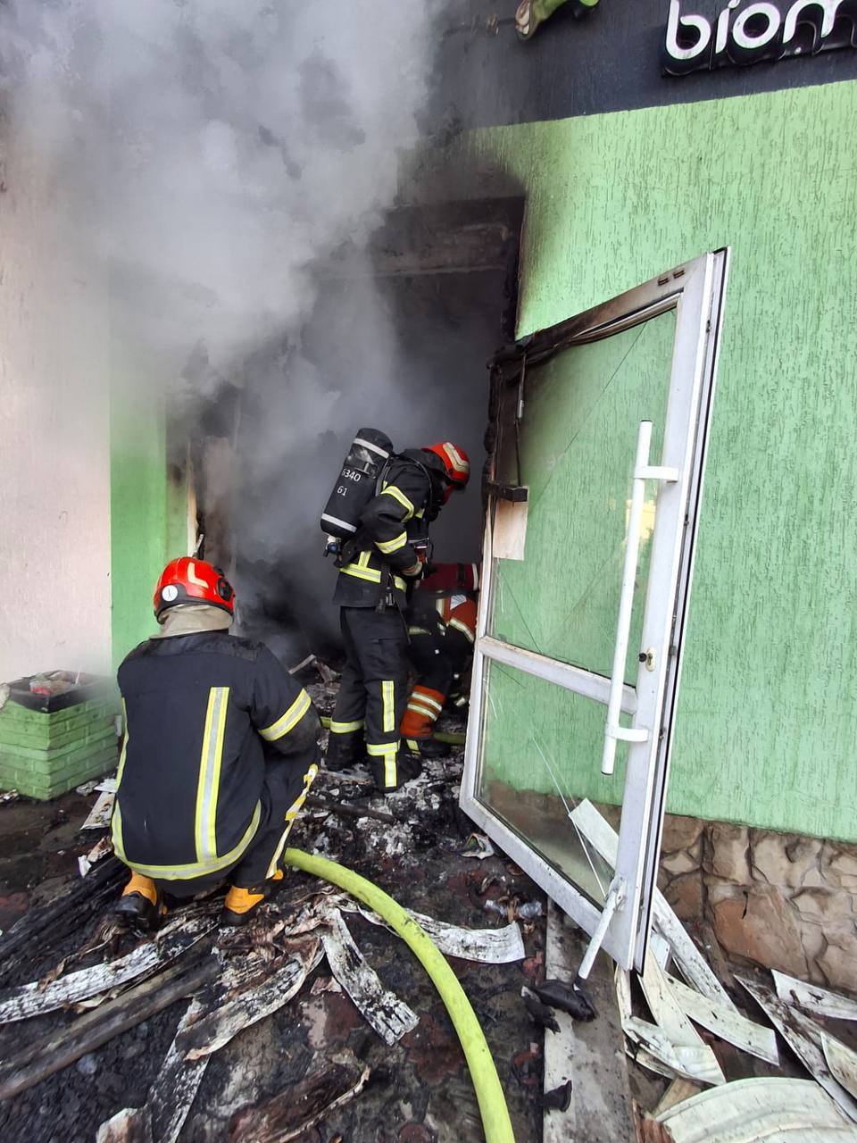 У Львові під час пожежі в аптеці загинула людина - 3