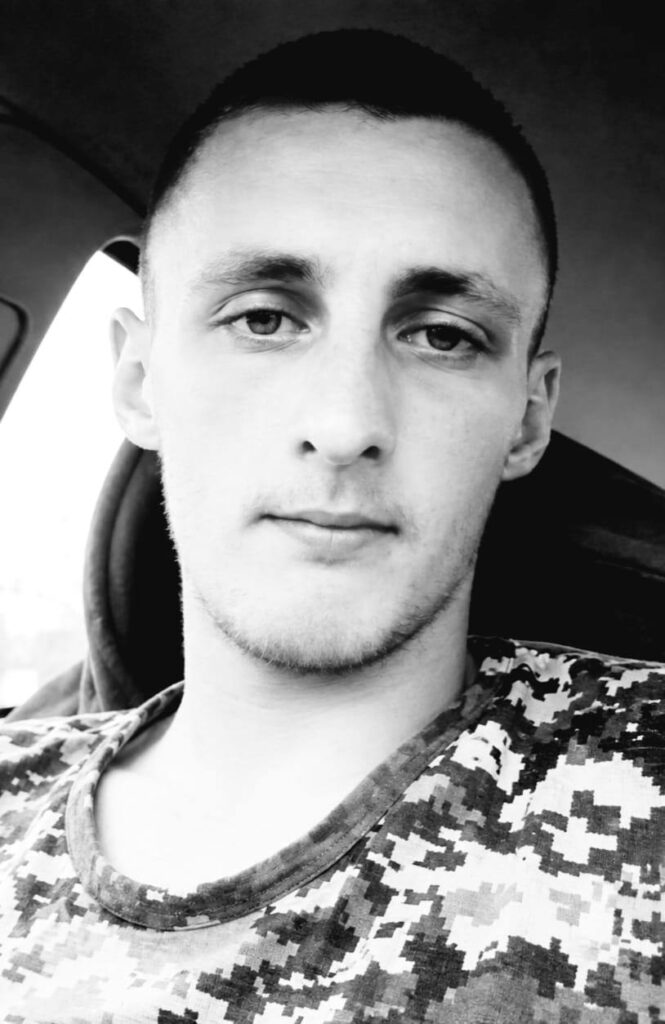 На Львівщині попрощаються з трьома воїнами — що про них відомо (фото) - 2