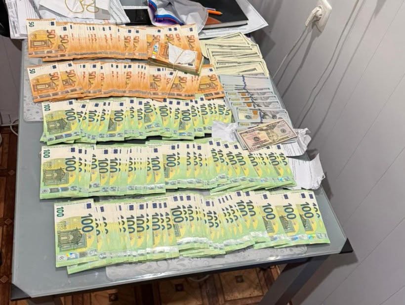 На Львівщині судитимуть чоловіка за незаконне ввезення 17 автомобілів - 2