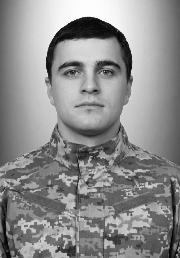 Сьогодні Львівщина прощається із трьома захисниками - 1