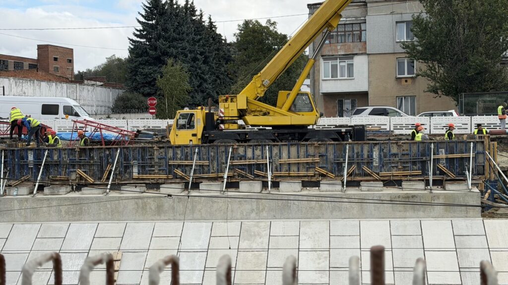 Підготовка до зими, перейменування університету, культурні події Львова: головні новини дня - 8