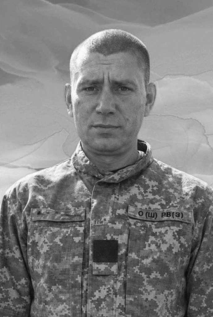 На Львівщині прощаються з трьома воїнами — що про них відомо (фото) - 1