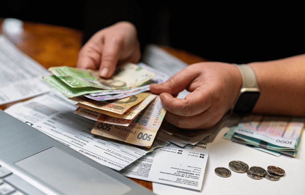 Ціни на продукти, перевірки у львівській школі, ексгумація польських військових: головні новини дня - 4