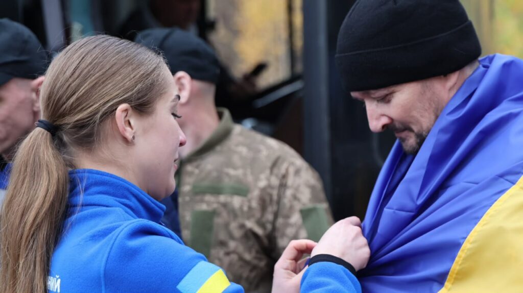 До України повернулося 270 воїнів із російського полону - 4