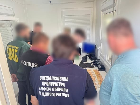 На Львівщині викрили схему виїзду за кордон через «Шлях» - 2
