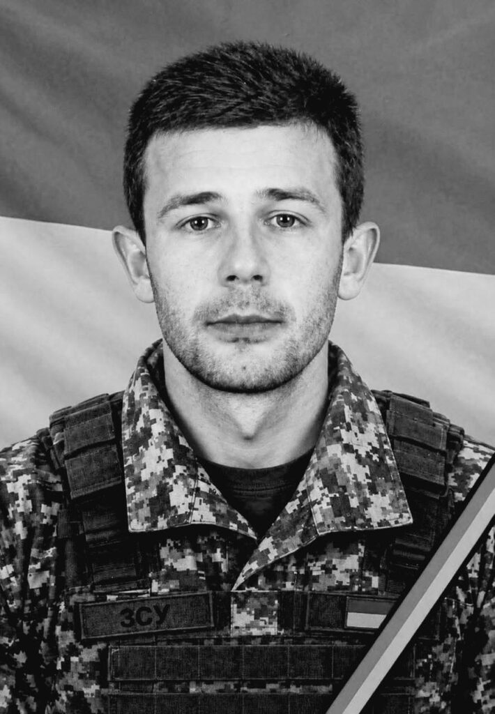 На Львівщині прощаються з дев'ятьма військовими — що про них відомо (фото) - 7