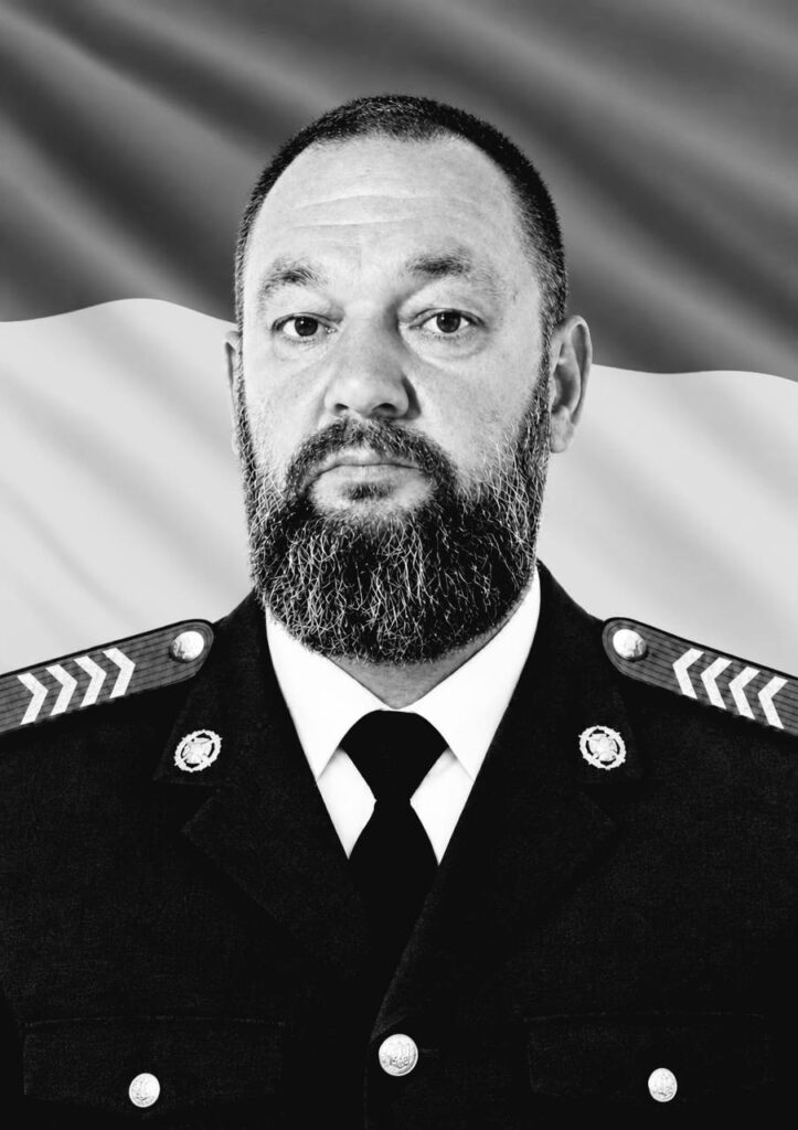 На Львівщині прощаються з девʼятьма військовими — що про них відомо (фото) - 9