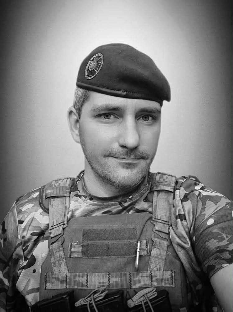 На Львівщині прощаються з девʼятьма військовими — що про них відомо (фото) - 5
