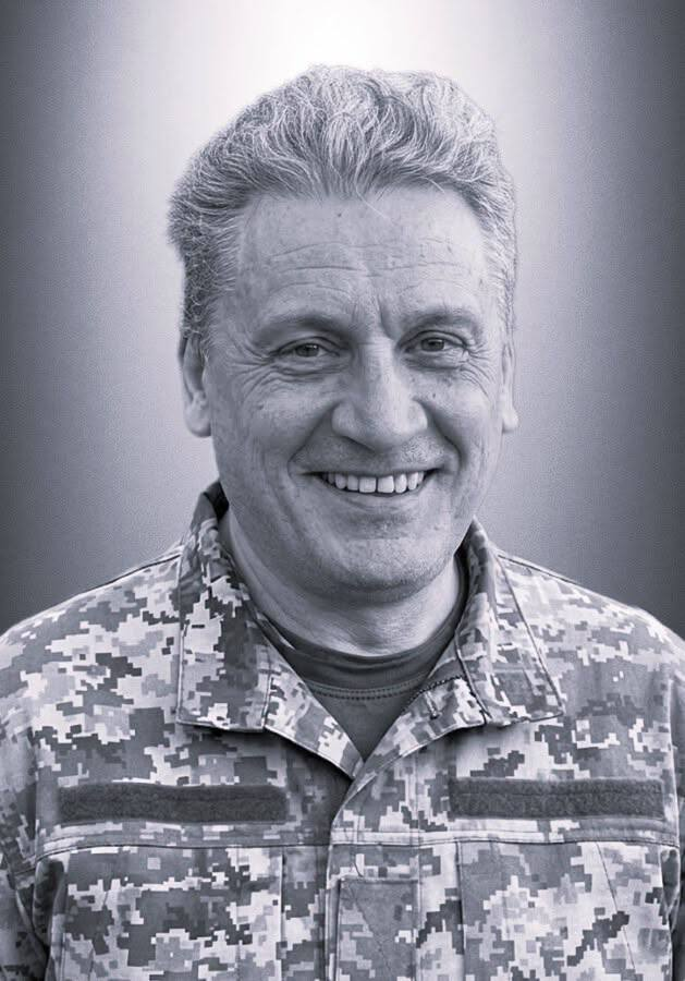 На Львівщині прощаються з десятьма військовими — що про них відомо (фото) - 1