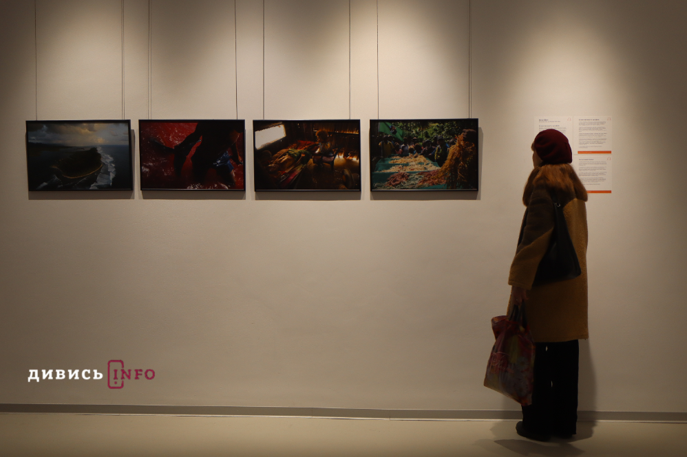 У Львові відкрили виставку документальних світлин переможців World Press Photo 2026 (фото) - 11