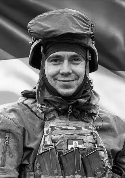 Сьогодні Львівщина прощається із п'ятьма захисниками України - 5