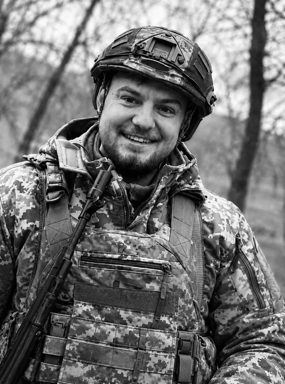 Сьогодні Львівщина прощається із трьома полеглими захисниками - 3